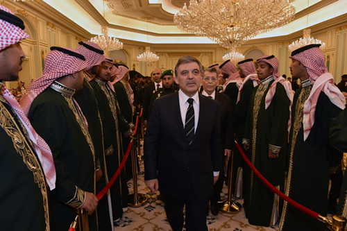 11. Cumhurbaşkanı Abdullah Gül'den Suudi Arabistan'a Taziye Ziyareti